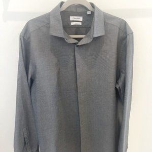 Mens Calvin Klein button down dress shirt